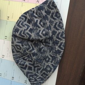 BUCKET HAT RÉVERSIBLE